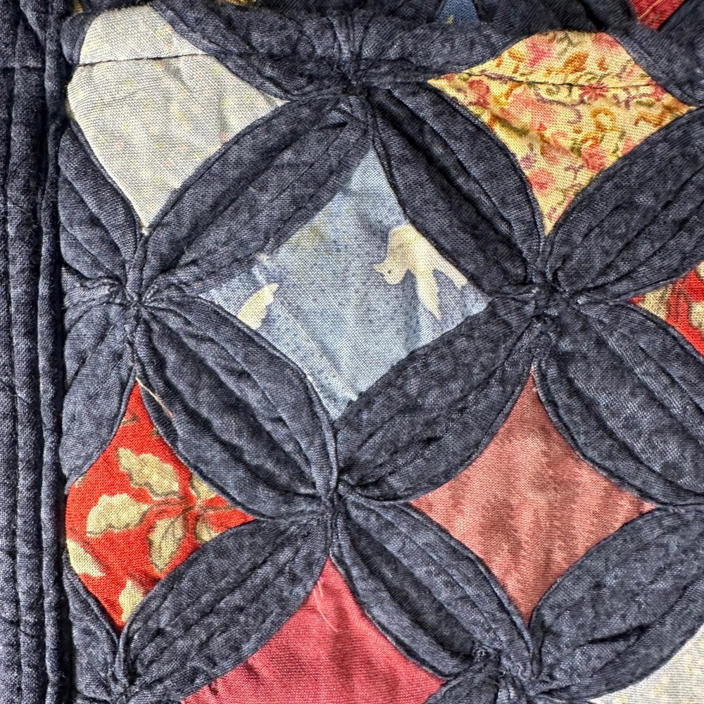 Donna Sharp Quilted Tote Bag Cathedral Window Patchwork Navy Blue Red - Picture 10 of 15